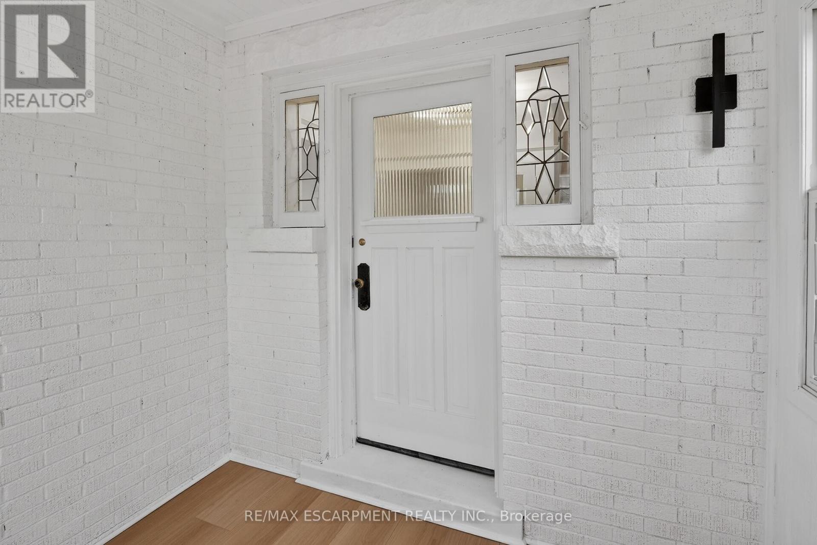 101 Houghton Avenue S, Hamilton, ON