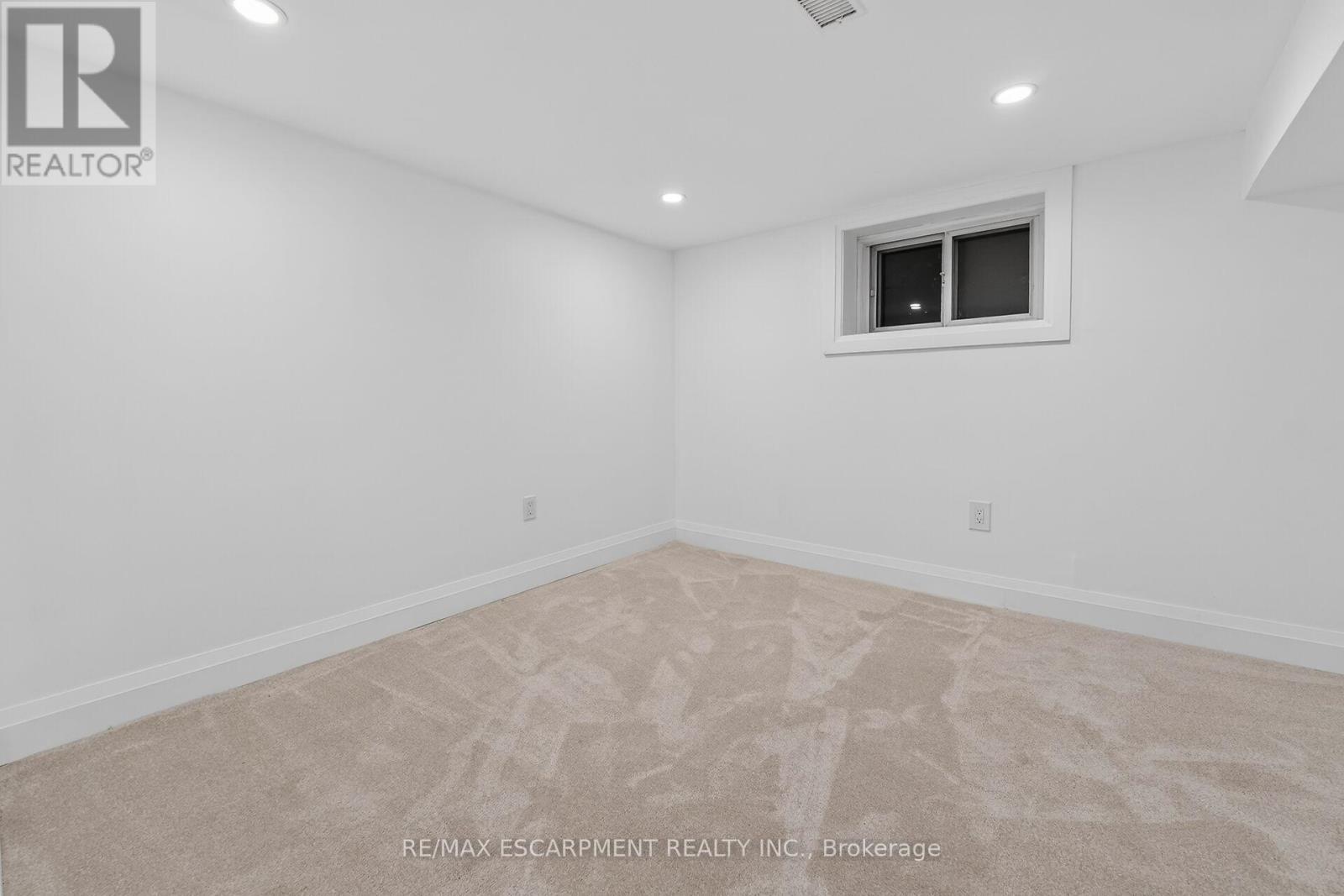 101 Houghton Avenue S, Hamilton, ON