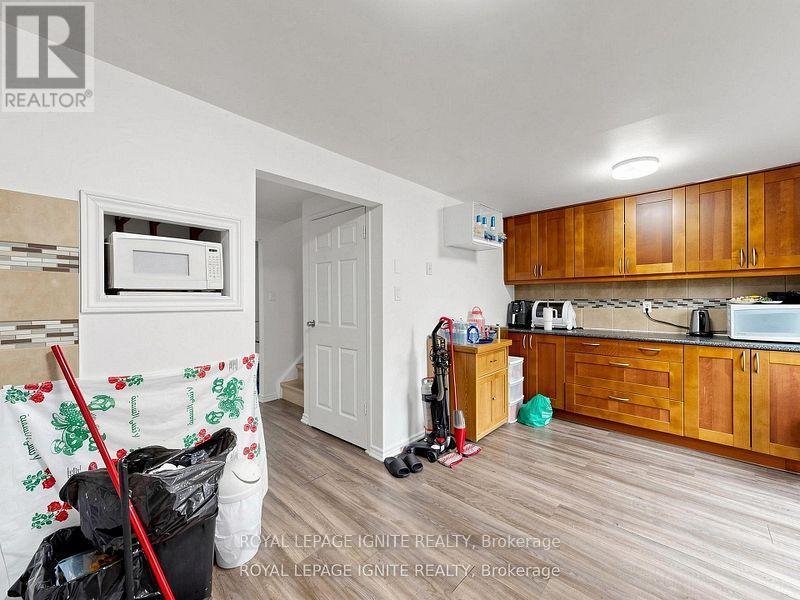 6 Upton Crescent, Guelph, ON