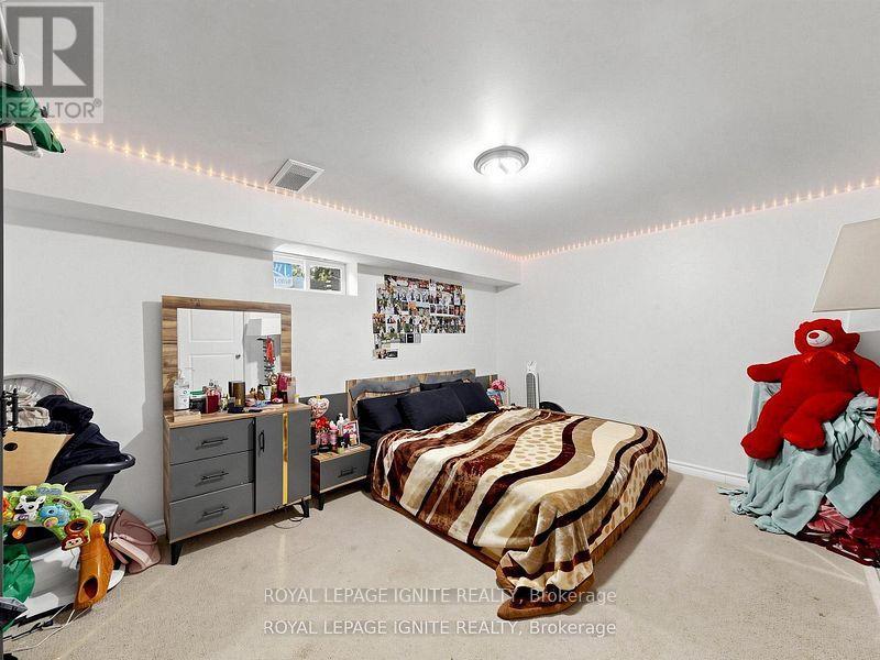 6 Upton Crescent, Guelph, ON