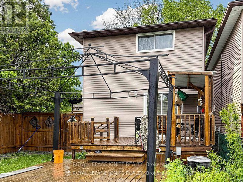 6 Upton Crescent, Guelph, ON