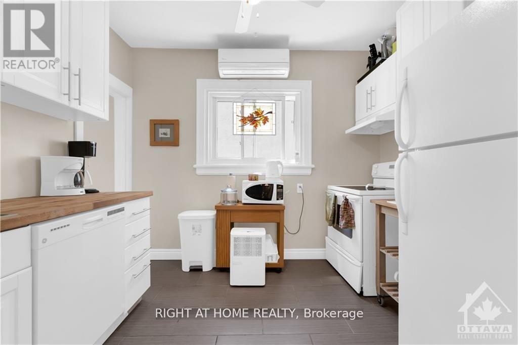 24 Desjardins Avenue, Ottawa, ON