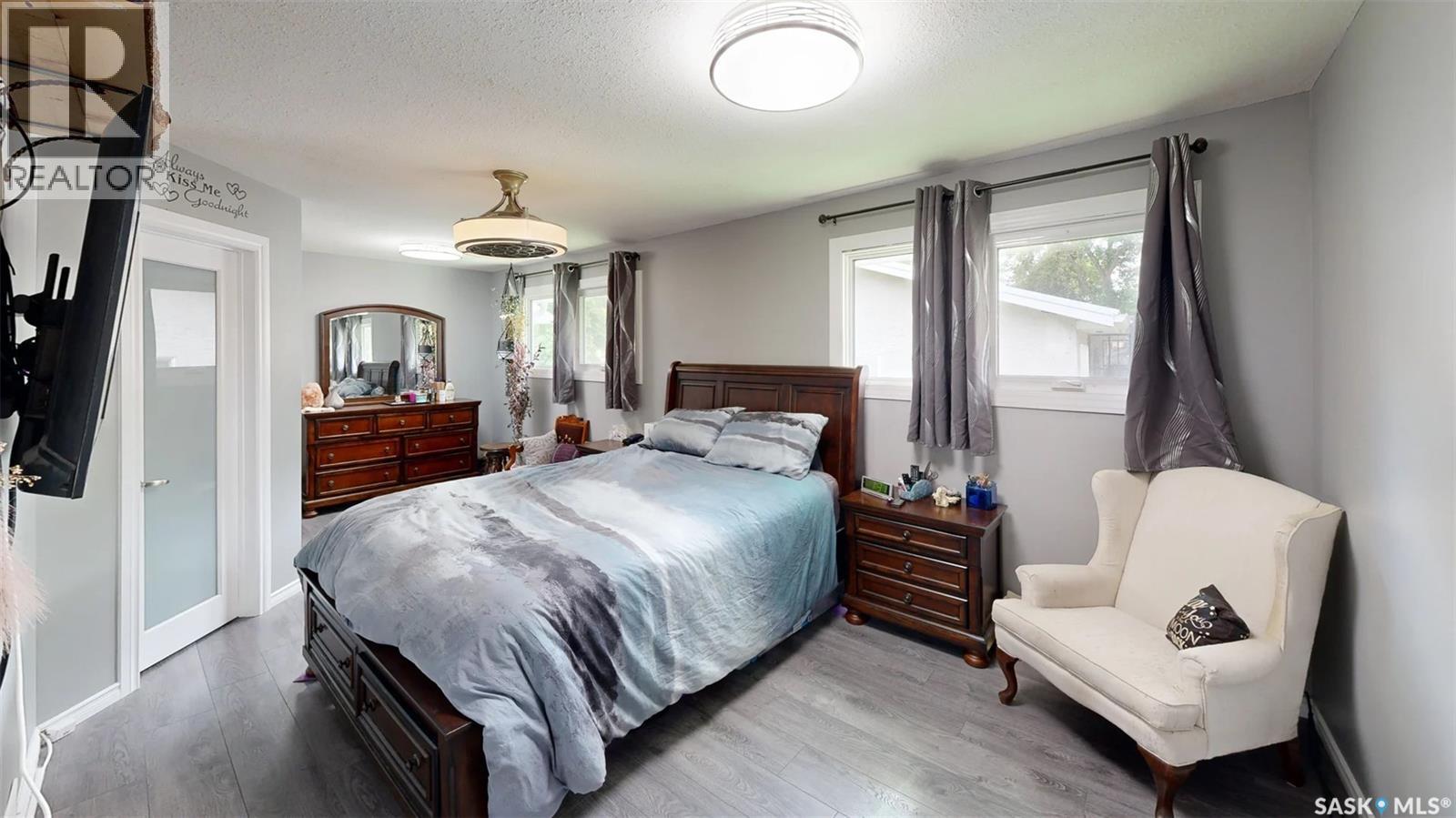 128 Riddell Crescent, Regina, SK