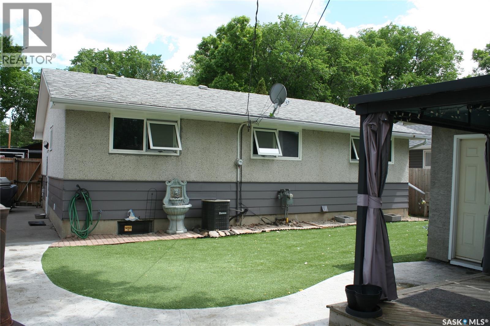 128 Riddell Crescent, Regina, SK