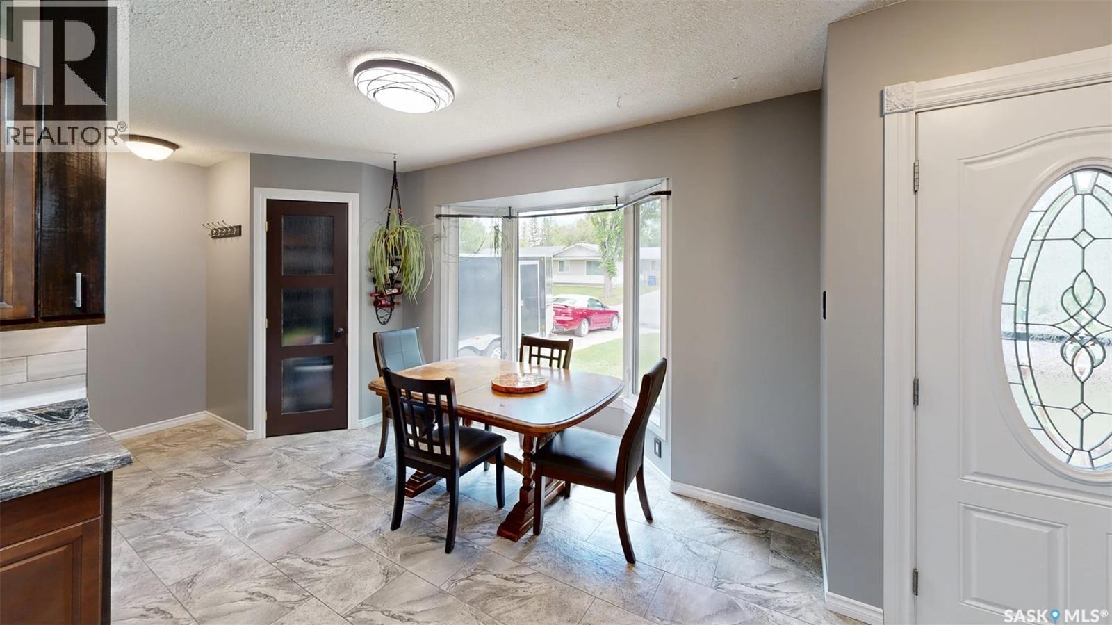128 Riddell Crescent, Regina, SK