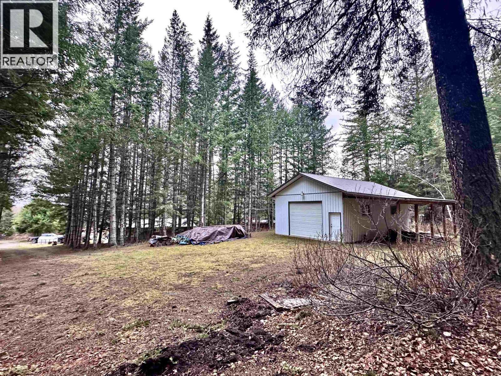 310 Mountain View Road, Mcbride, BC