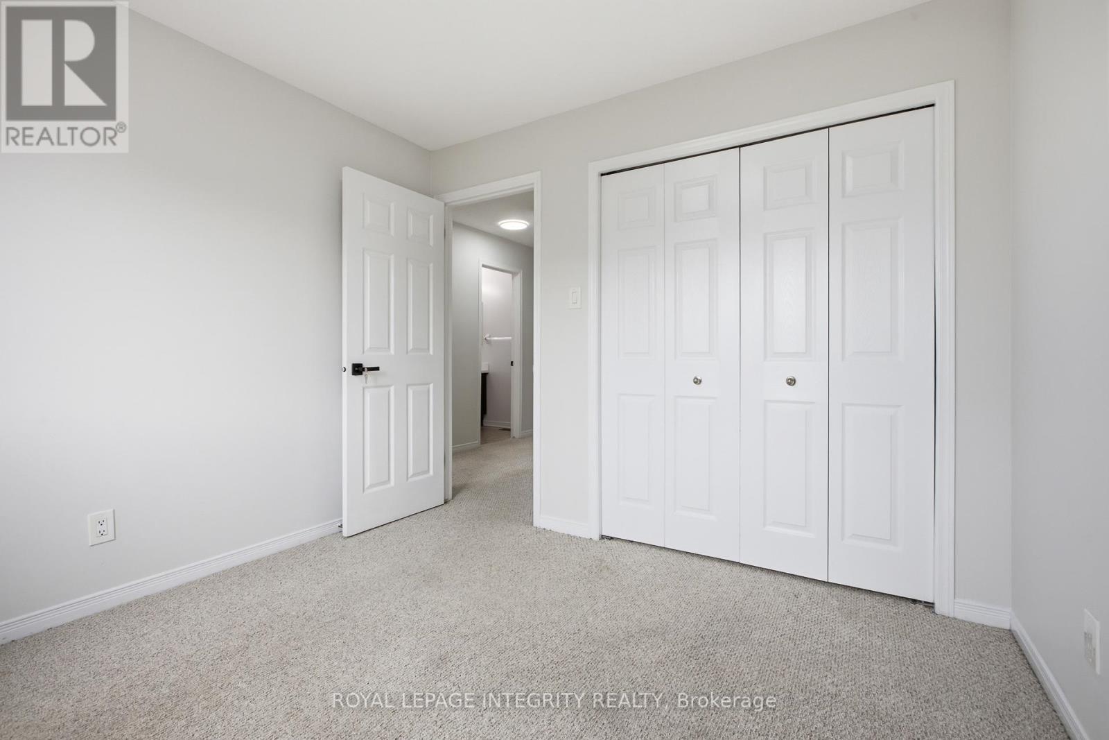 92 Inverkip Avenue, Ottawa, ON