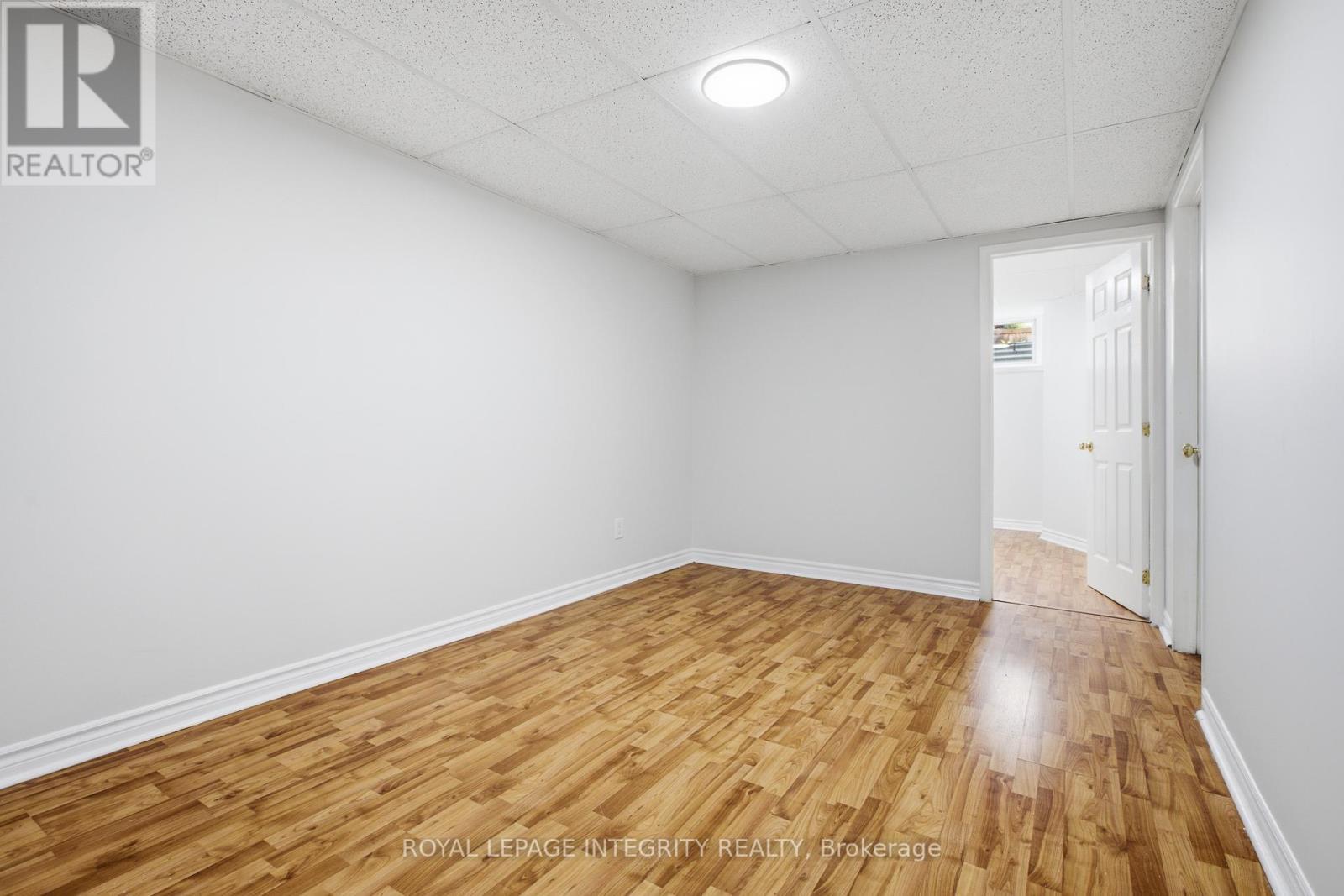 92 Inverkip Avenue, Ottawa, ON
