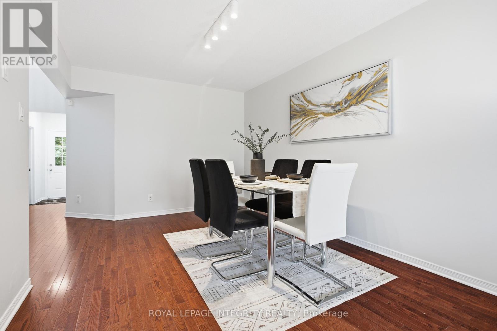 92 Inverkip Avenue, Ottawa, ON