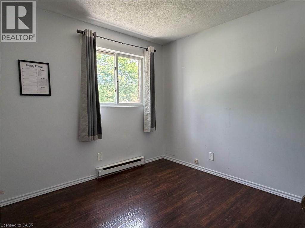 379 Holly Street Unit# 2, Waterloo, ON