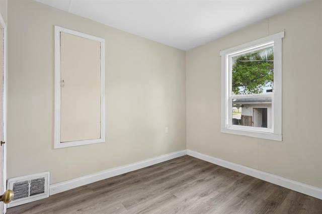 337 1St St, Morris, MB