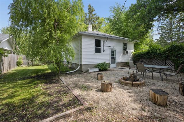 337 1St St, Morris, MB