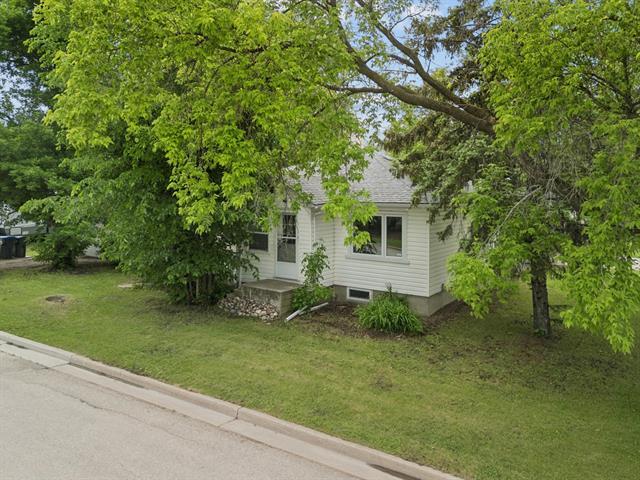 337 1St St, Morris, MB