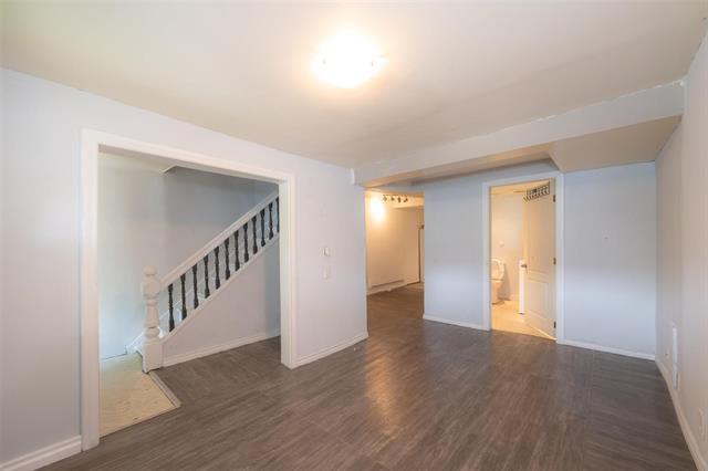 113 Lorne Ave, Winnipeg, MB
