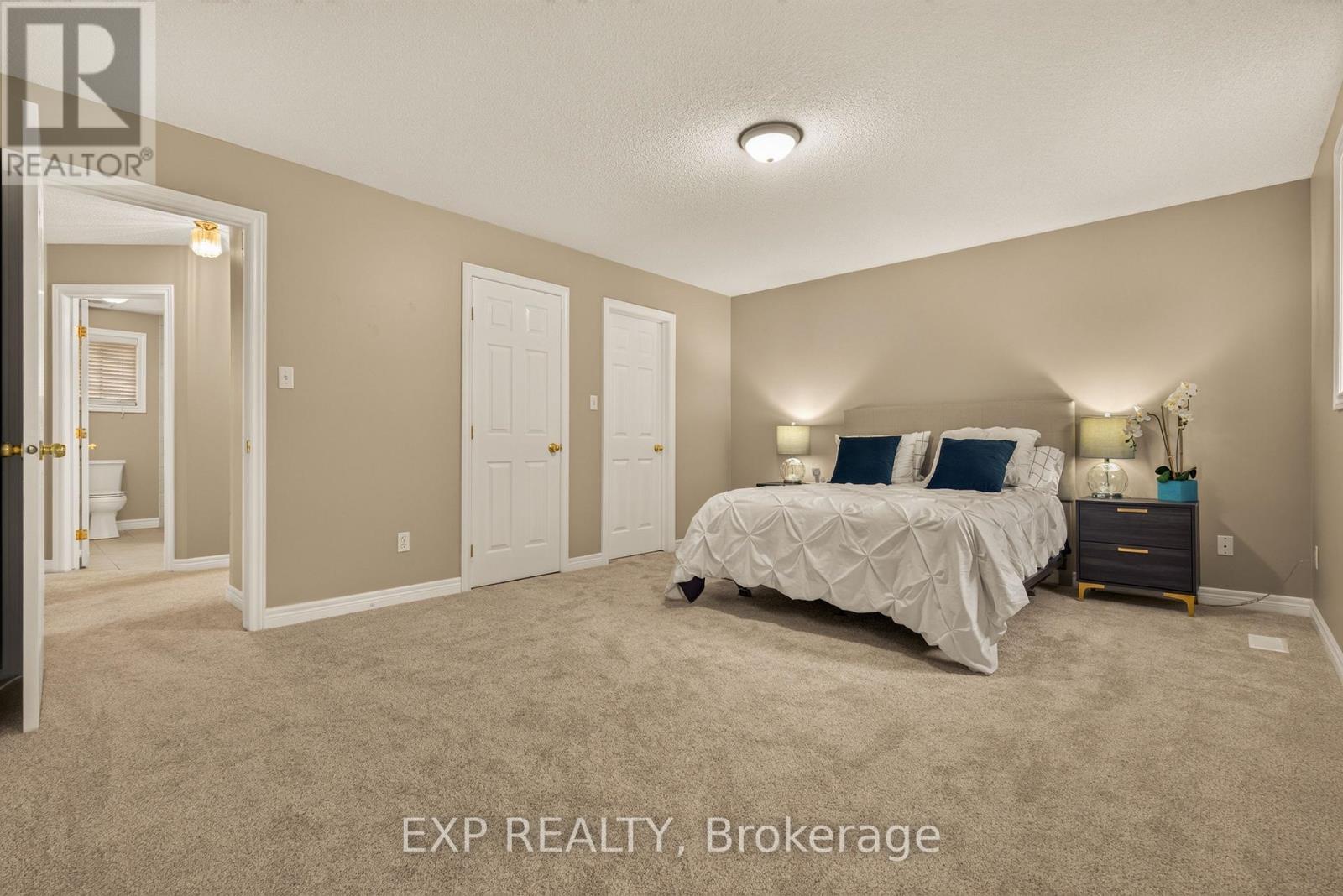 72 Etherington Crescent, Hamilton, ON