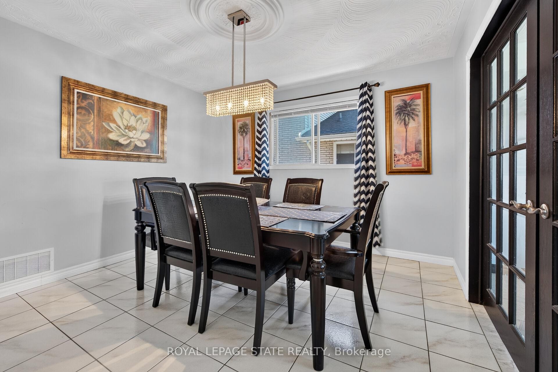 15 Ellen Avenue, Hamilton, ON