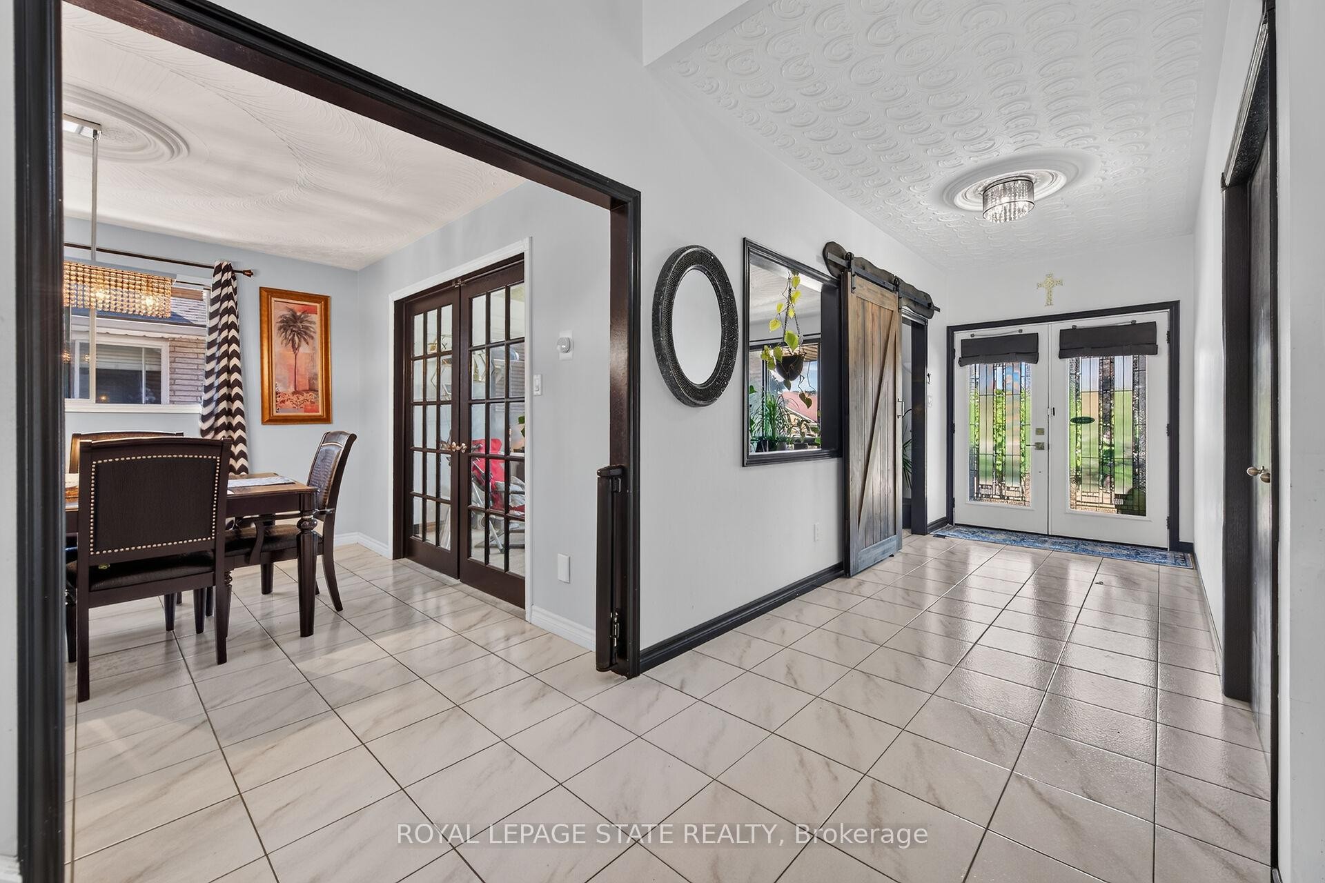 15 Ellen Avenue, Hamilton, ON