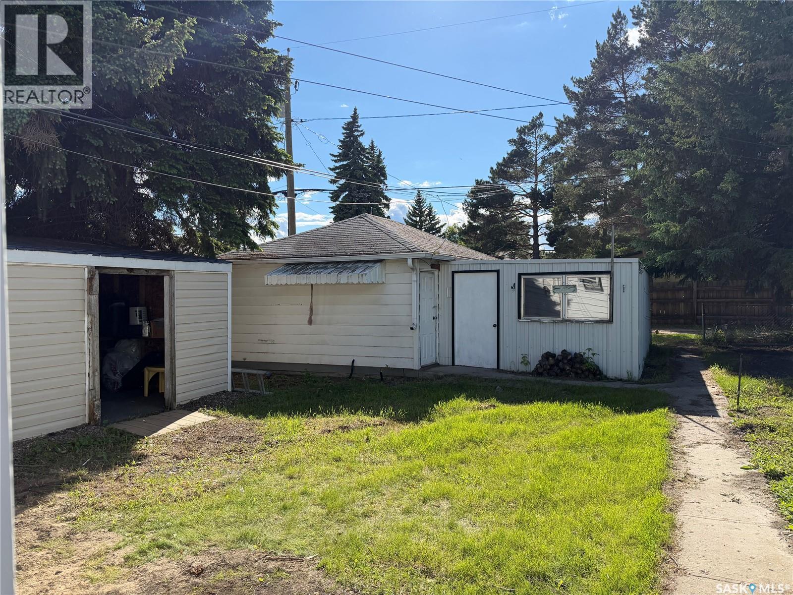 206 Watson Street, Lipton, SK