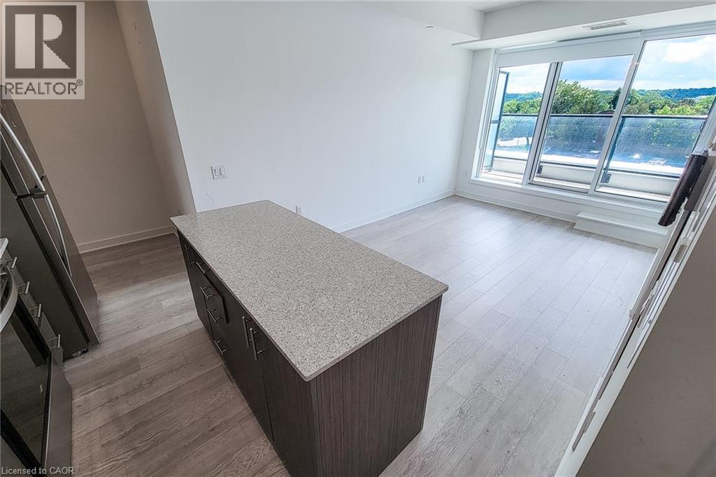 2782 Barton Street E Unit# 220, Hamilton, ON