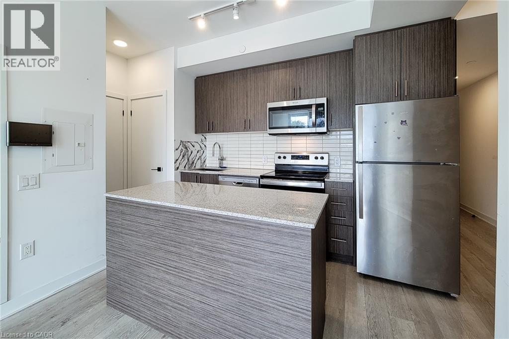 2782 Barton Street E Unit# 220, Hamilton, ON