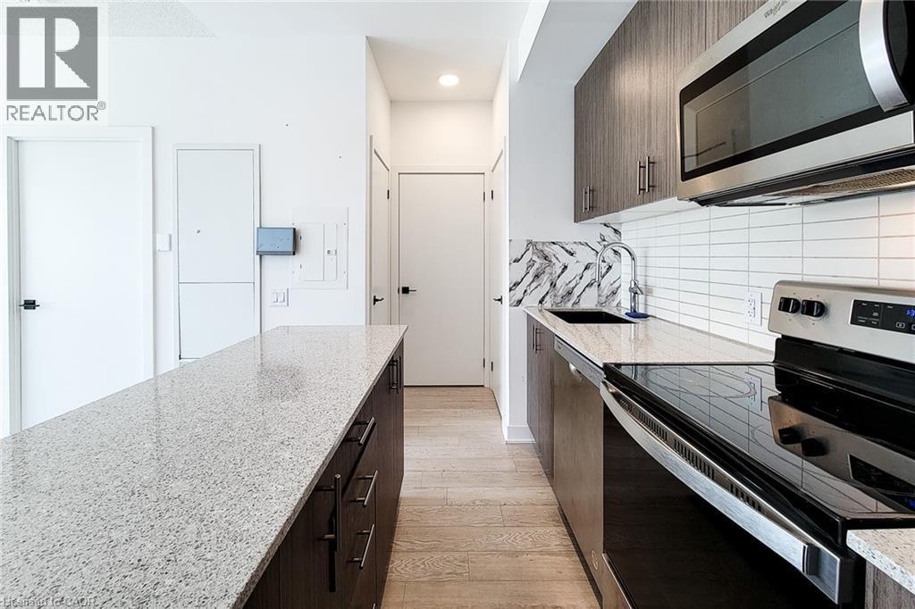 2782 Barton Street E Unit# 220, Hamilton, ON