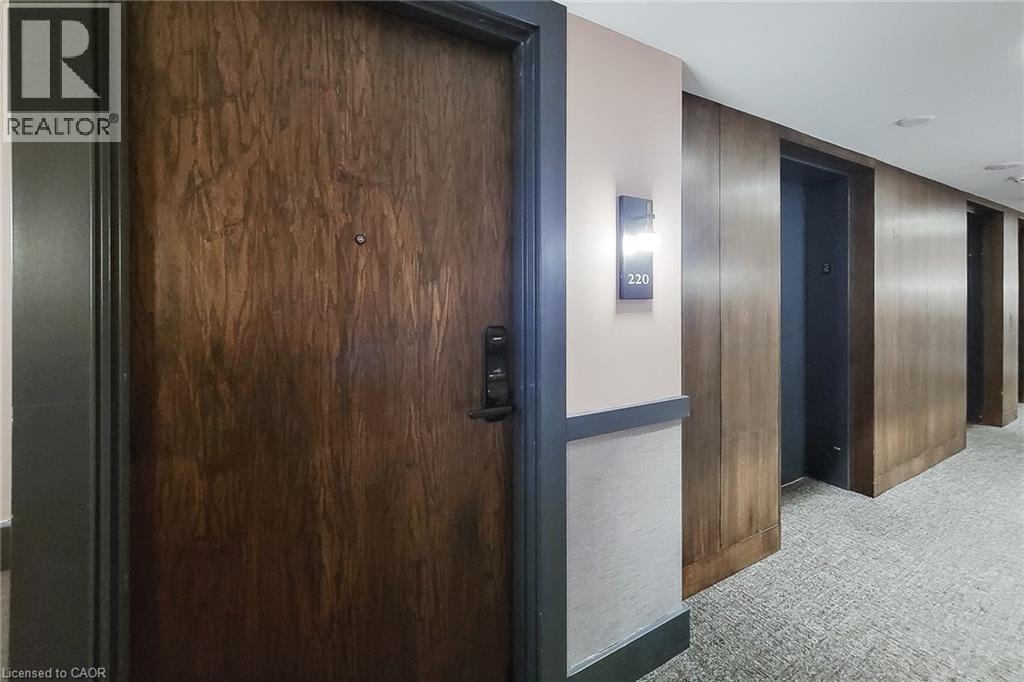 2782 Barton Street E Unit# 220, Hamilton, ON