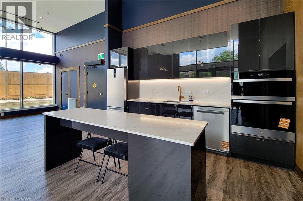 2782 Barton Street E Unit# 220, Hamilton, ON