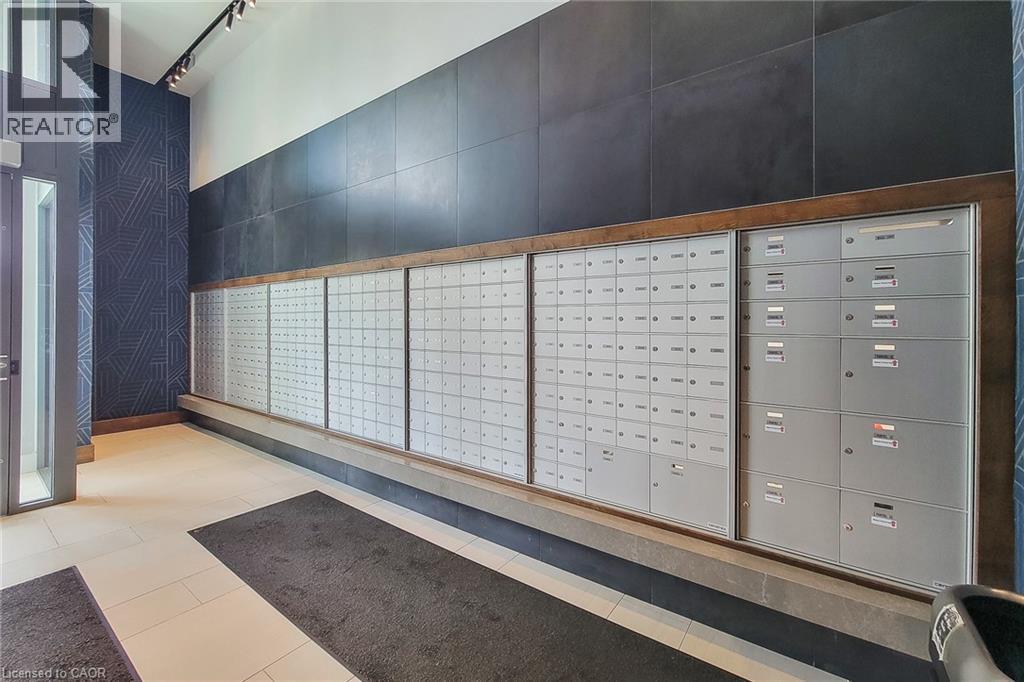 2782 Barton Street E Unit# 220, Hamilton, ON