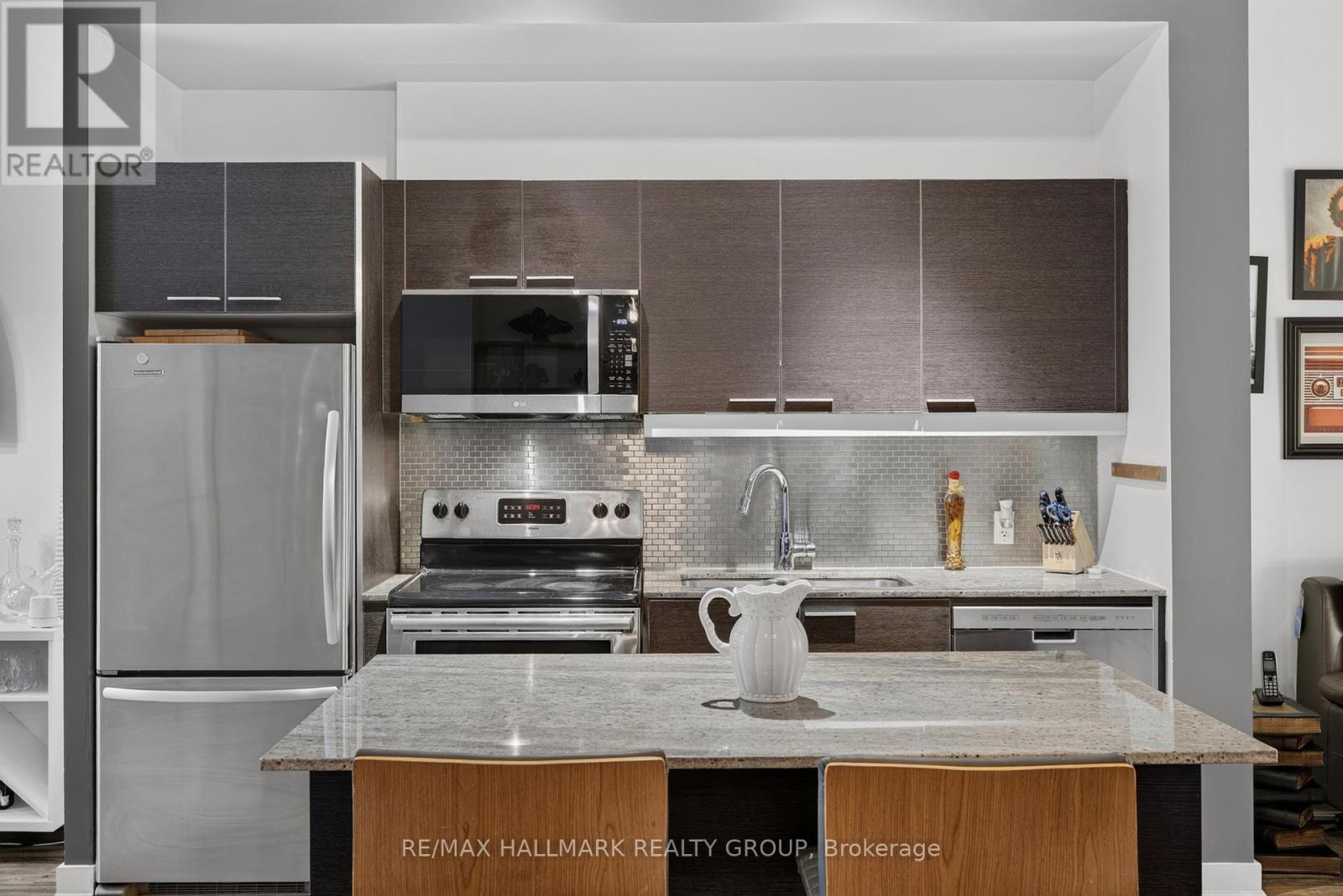 353 Mcleod Street, Ottawa, ON