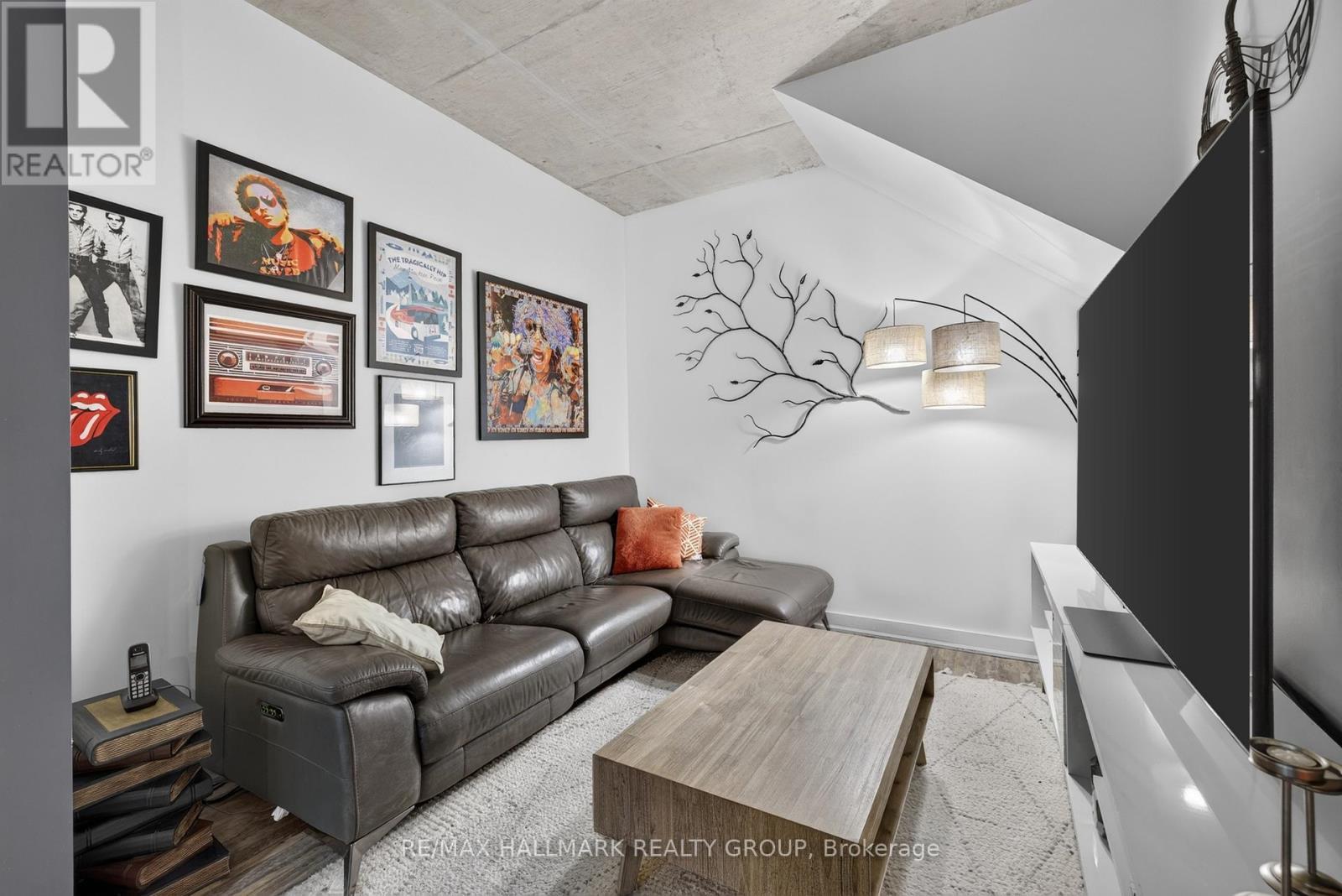 353 Mcleod Street, Ottawa, ON
