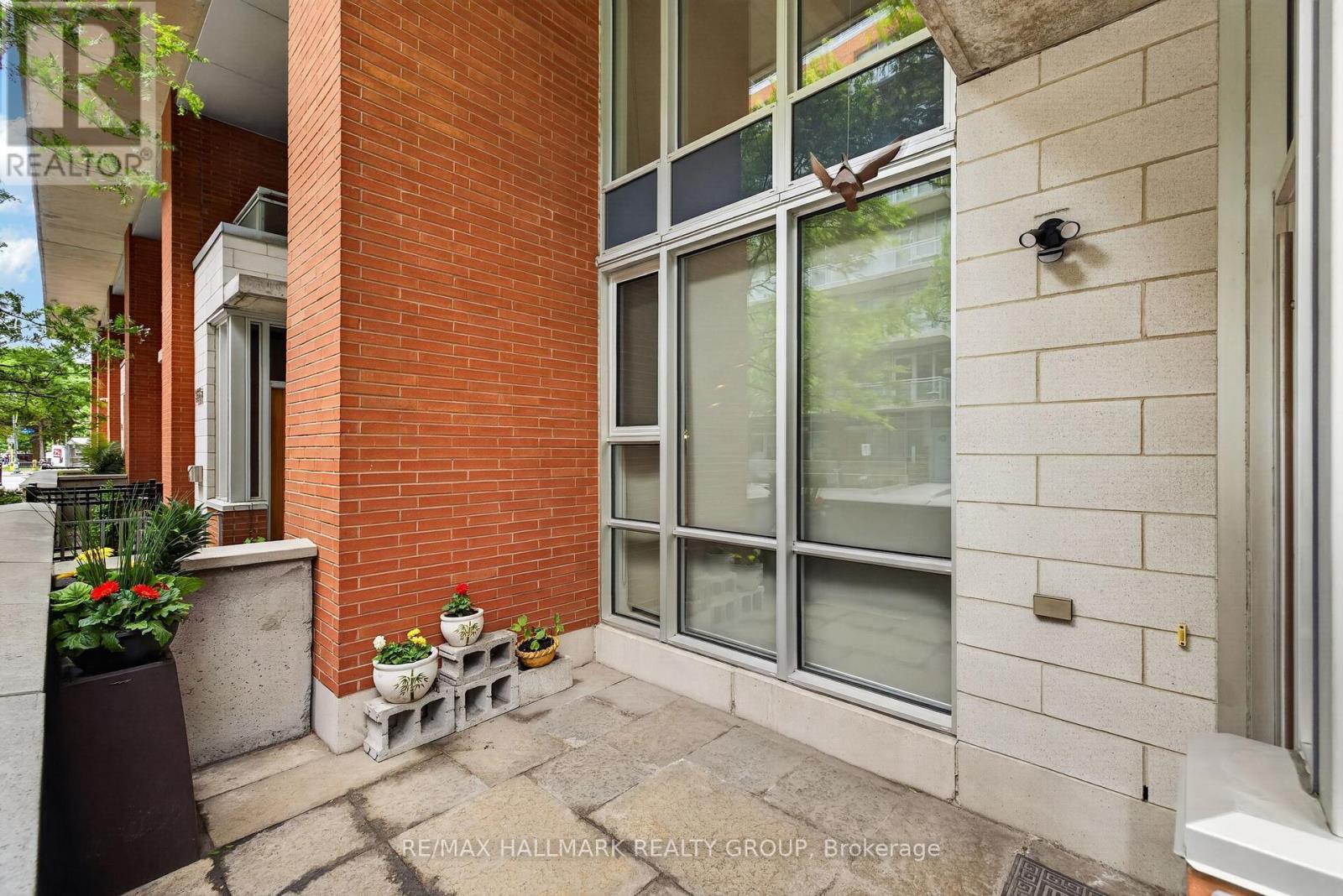 353 Mcleod Street, Ottawa, ON