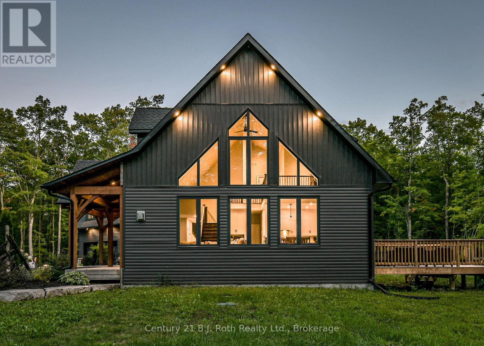 3082 Fairgrounds Road, Severn, ON