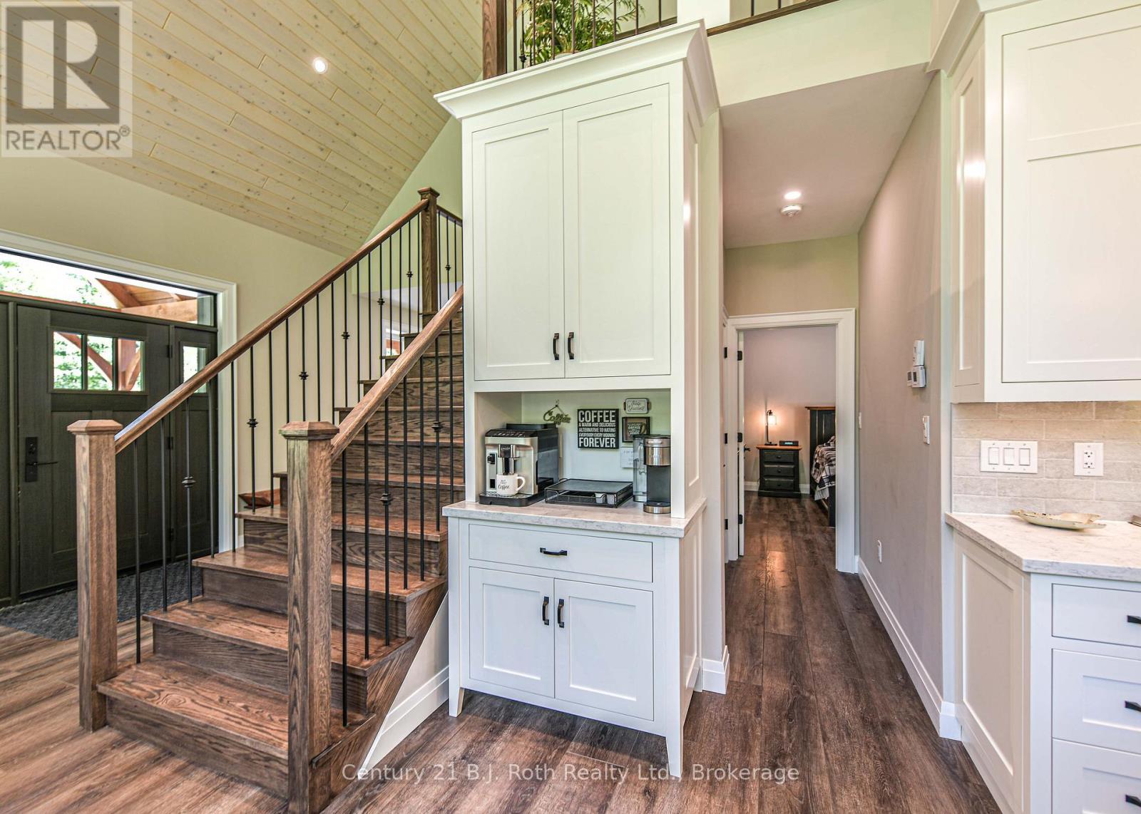 3082 Fairgrounds Road, Severn, ON