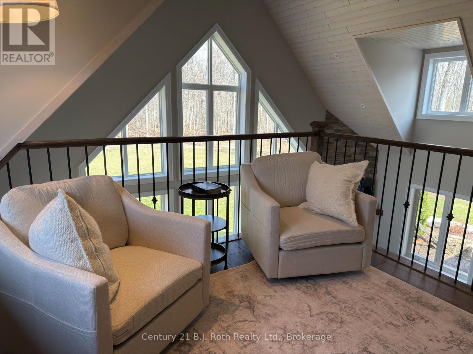 3082 Fairgrounds Road, Severn, ON