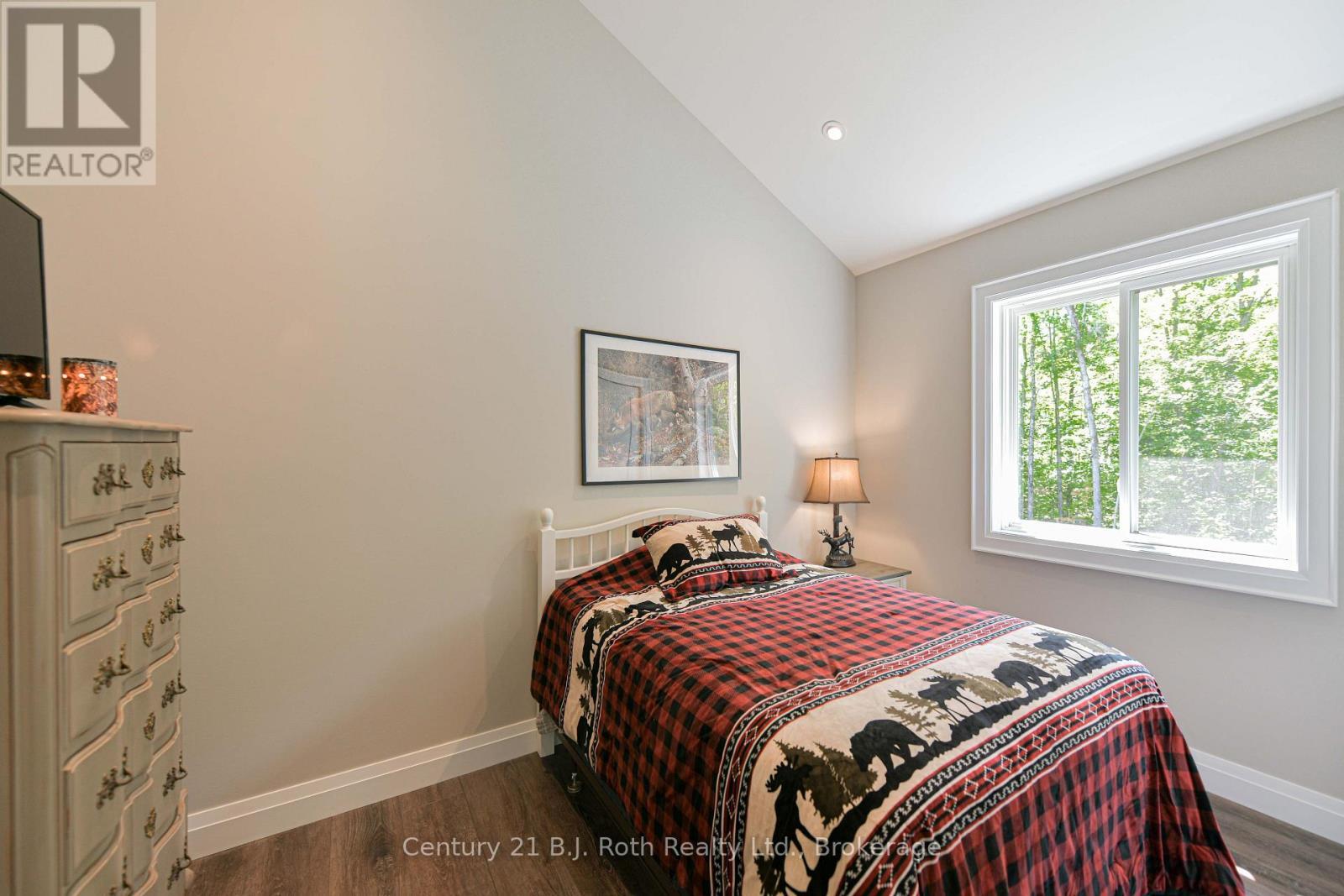 3082 Fairgrounds Road, Severn, ON