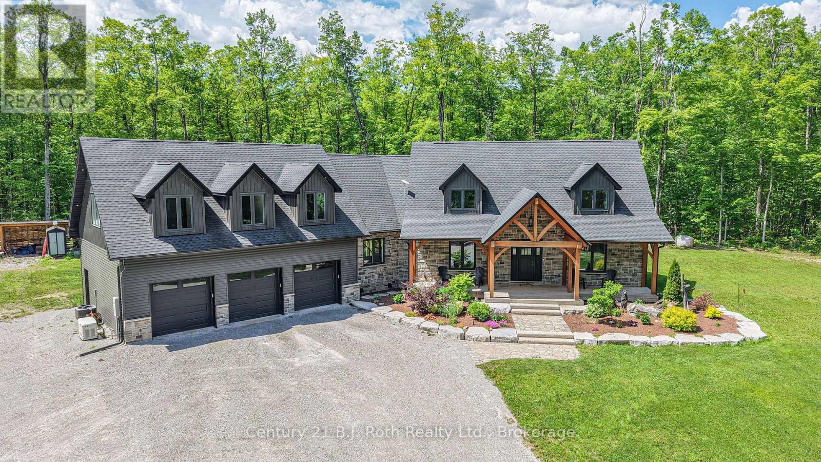 3082 Fairgrounds Road, Severn, ON