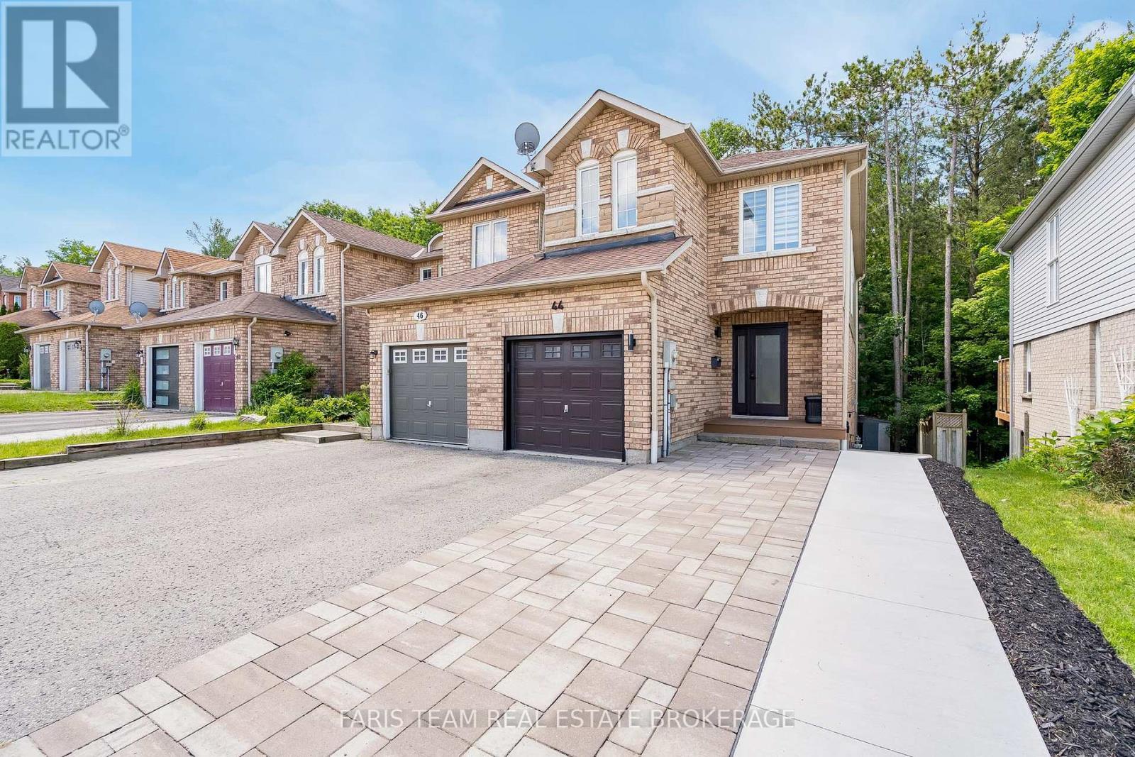 44 Hawthorne Crescent, Barrie, ON