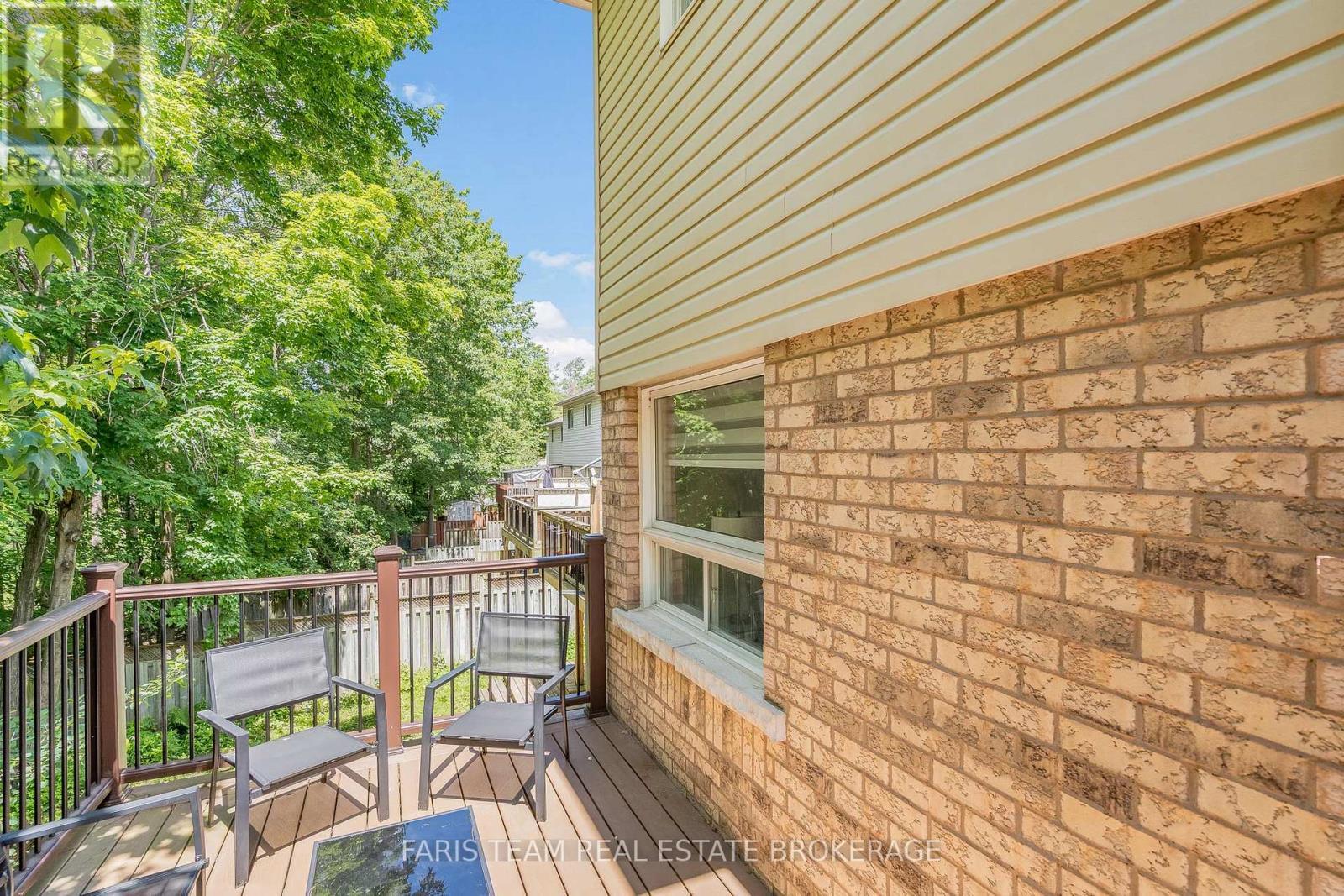 44 Hawthorne Crescent, Barrie, ON