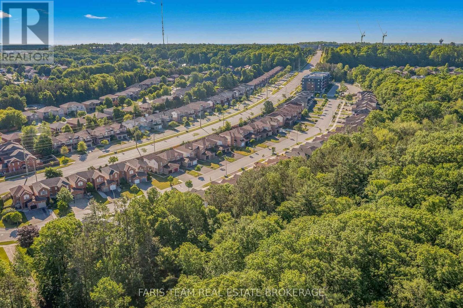44 Hawthorne Crescent, Barrie, ON