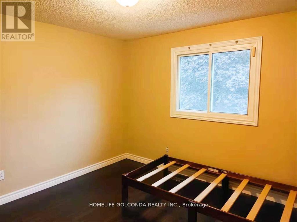 48 Hadden Crescent, Barrie, ON