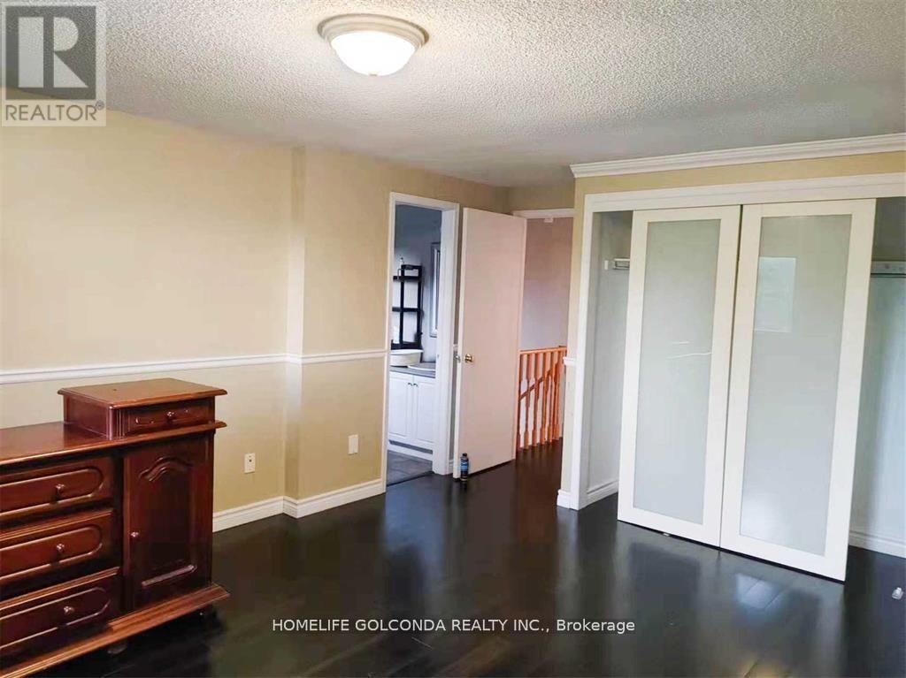 48 Hadden Crescent, Barrie, ON
