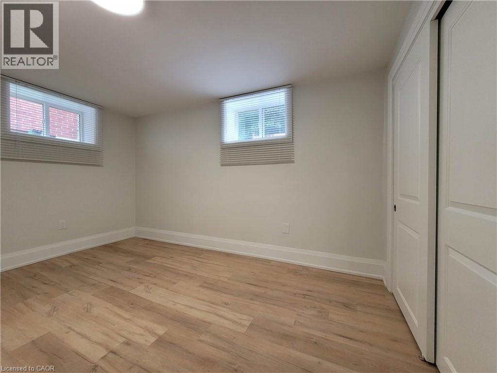 38 Rendell Boulevard, Hamilton, ON