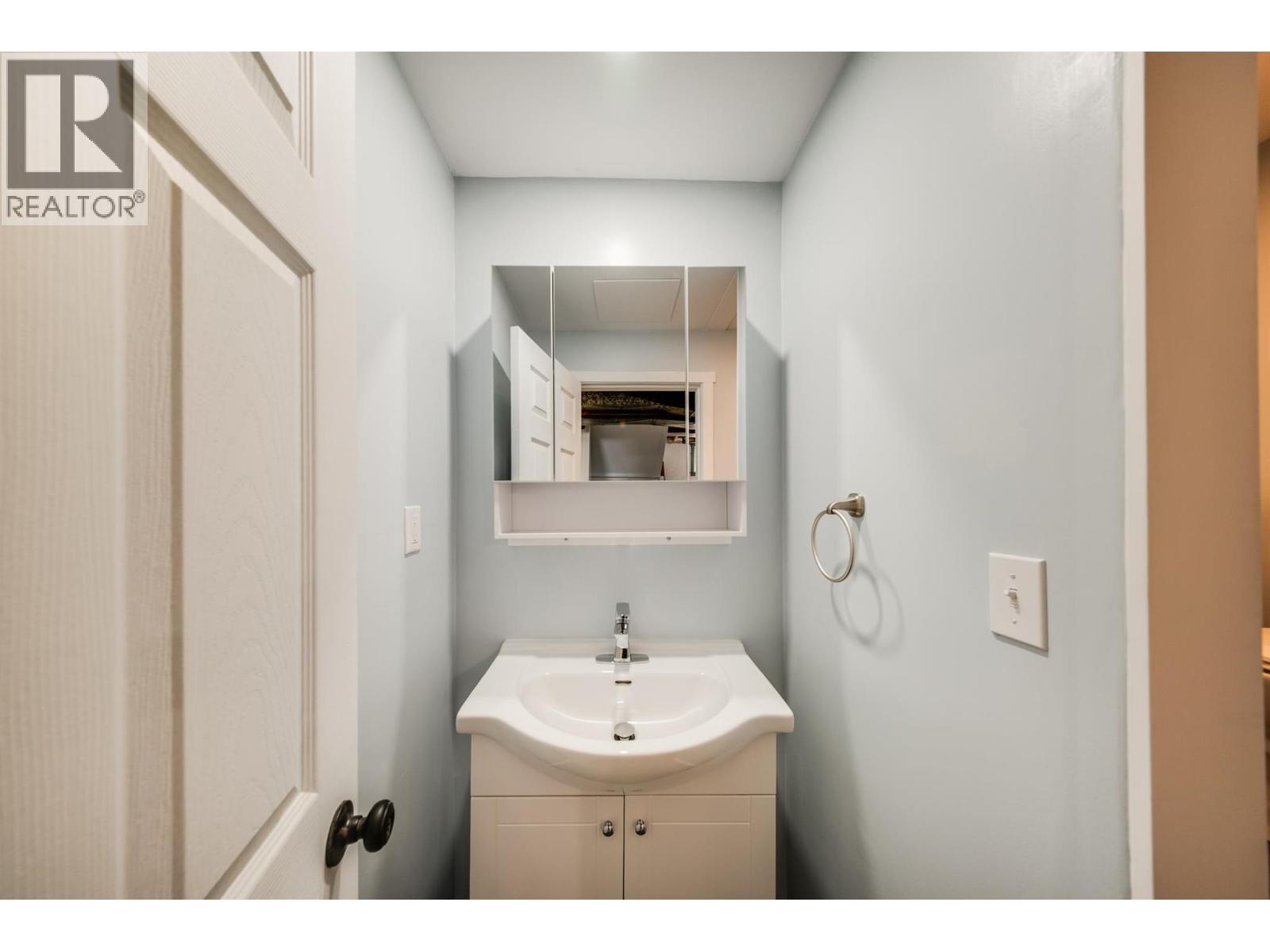 1110 Second Avenue, Trail, BC