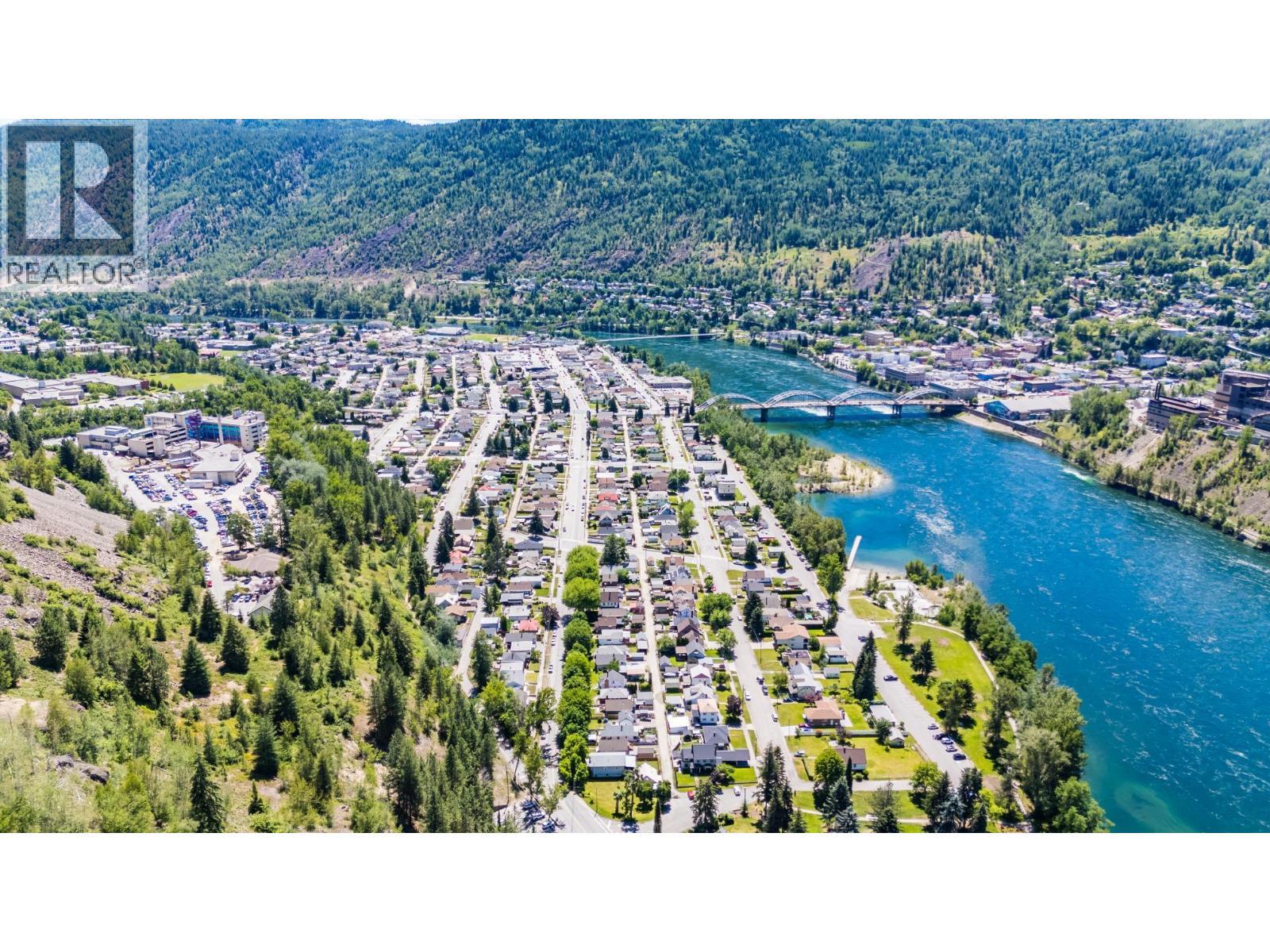 1110 Second Avenue, Trail, BC