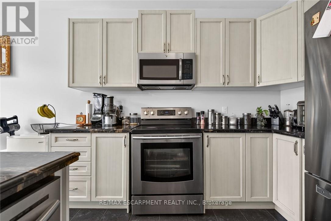 44 Matteo Trail, Hamilton, ON