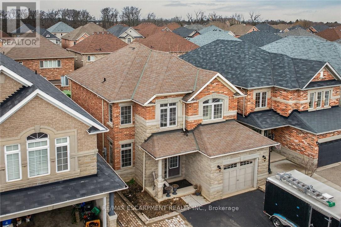 44 Matteo Trail, Hamilton, ON