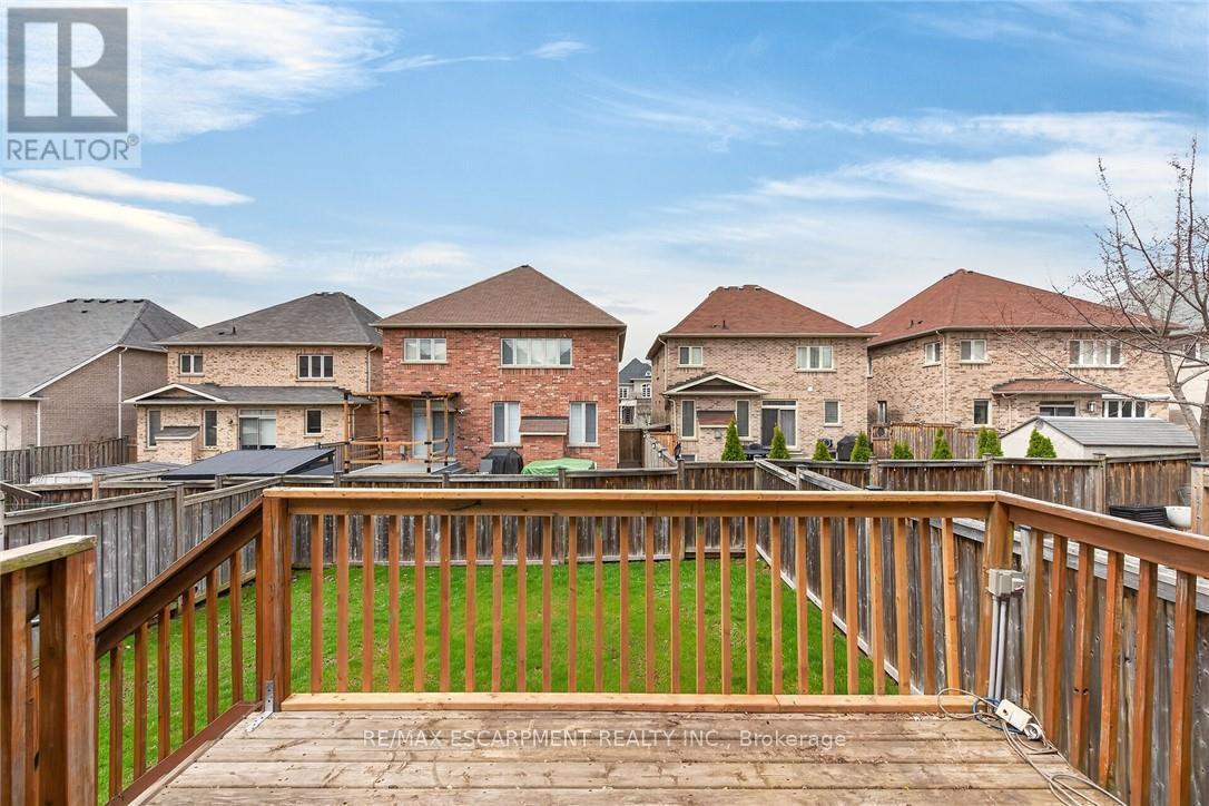 44 Matteo Trail, Hamilton, ON