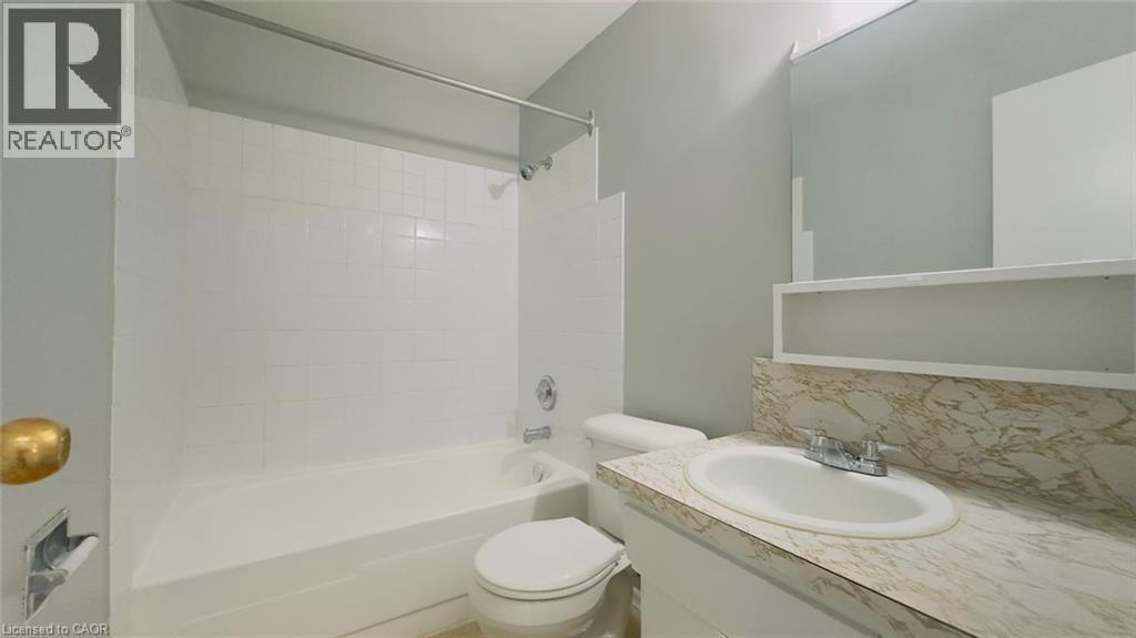 76 Brybeck Crescent Unit# 202, Kitchener, ON