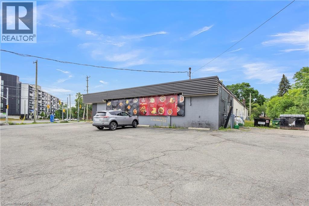 155 Highland Road E, Kitchener, ON