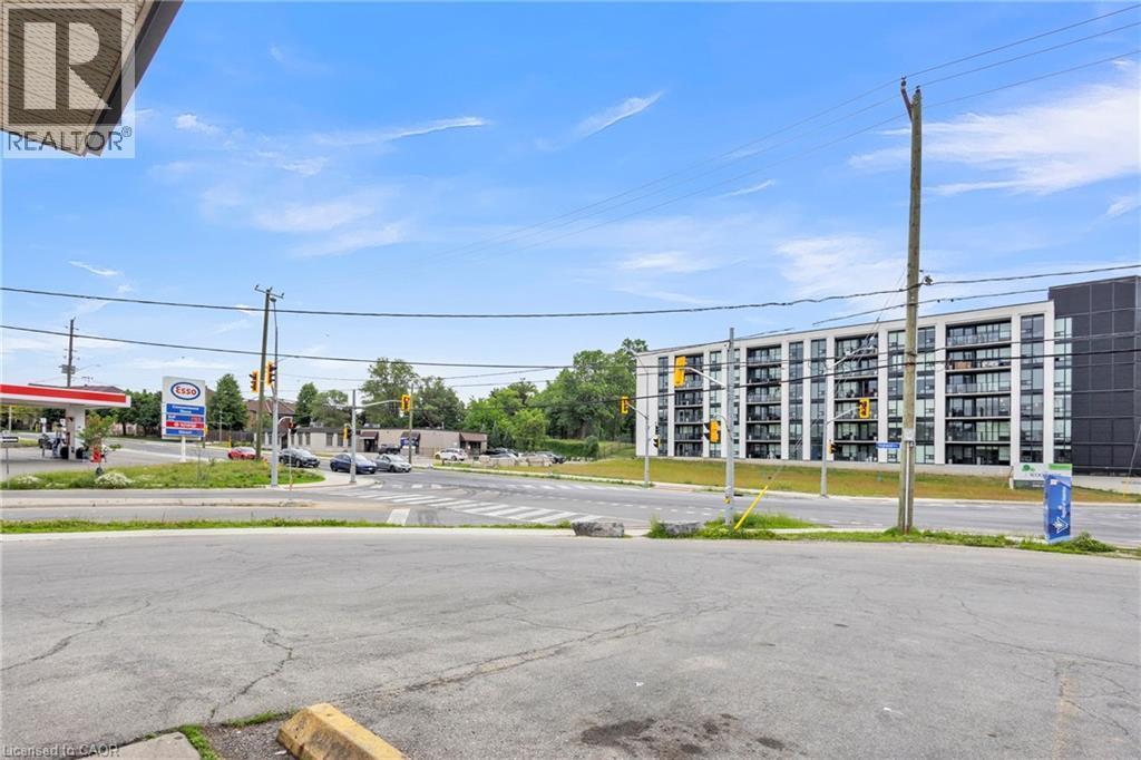 155 Highland Road E, Kitchener, ON